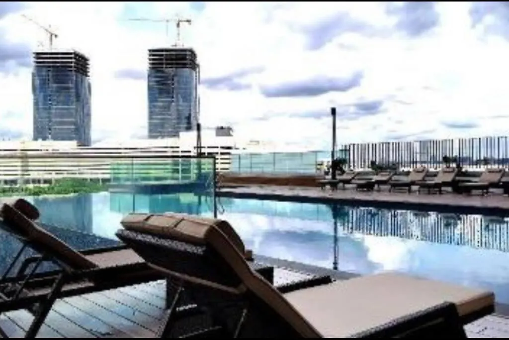 Mid Valley Southkey Mosaic- 6 Pax- 2 Bedroom Johor Bahru Apartment