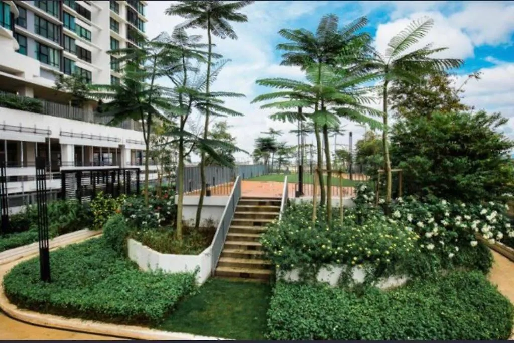 Mid Valley Southkey Mosaic- 6 Pax- 2 Bedroom Johor Bahru Apartment